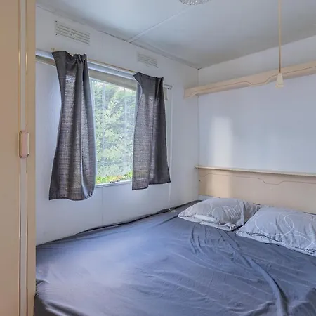 Mobilhome Vintage مكان تخييم *